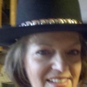 Meet your Posher, Louella